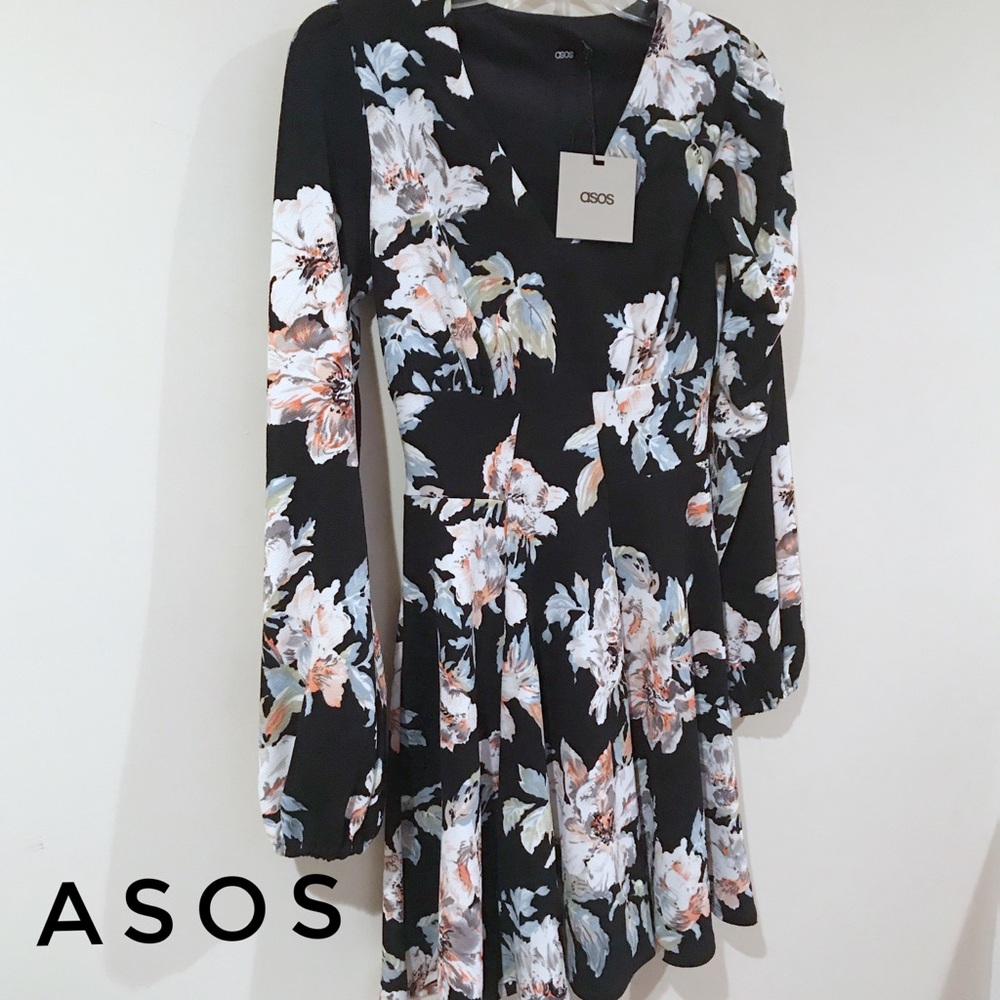 NWT ASOS Black Floral Long Sleeve Dress 2 - Picture 2 of 8